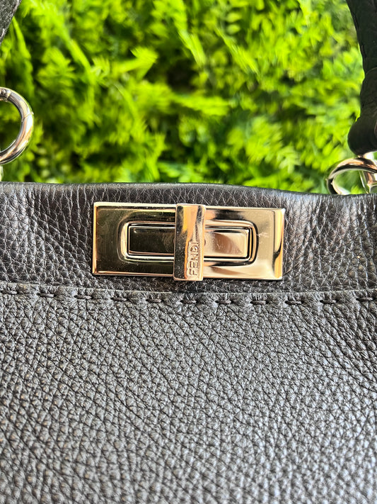 Fendi Peekaboo Preta