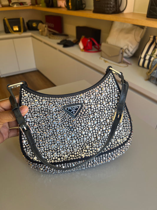 Prada Cleo Cetim com Cristais Preta