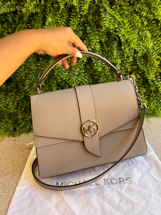 Michael Kors Greenwich em couro Saffiano