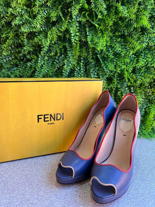 Salto Fendi Azul
