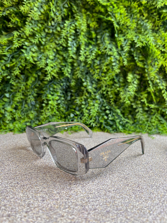 Óculos de Sol Prada Logo Transparente