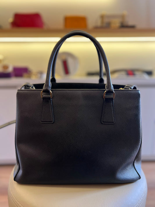 Prada Galleria Saffiano Preta