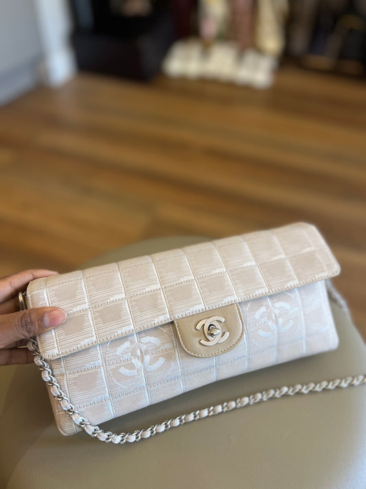Chanel East West Vintage