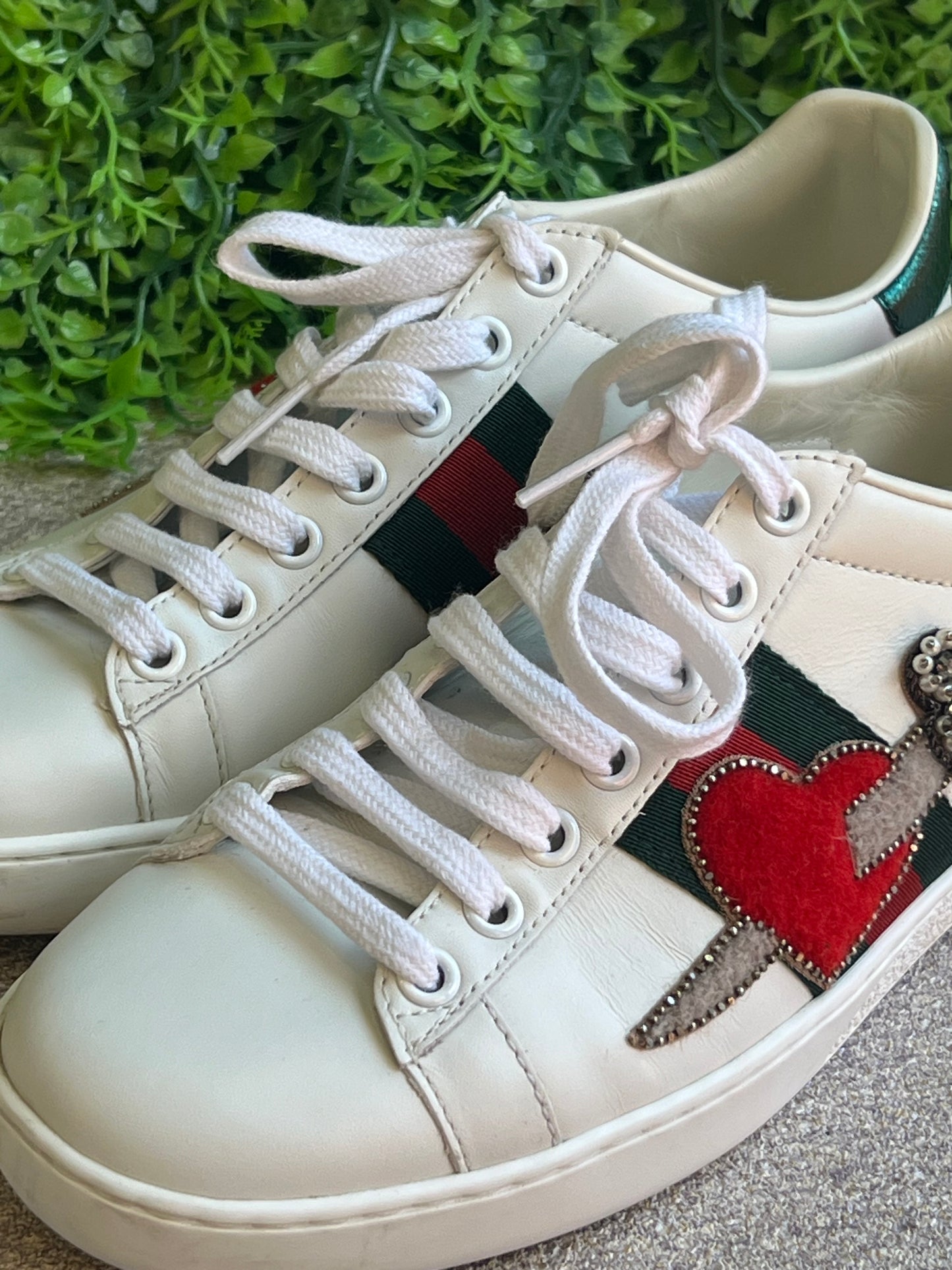 Tênis Gucci Heart Branco