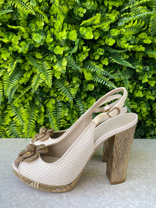 Sandália Chanel Camellia Slingback