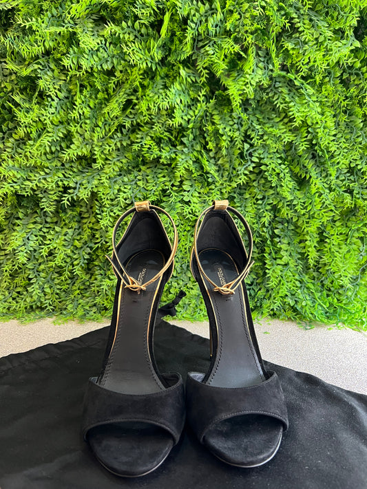 Sandalia D&G Preta e Dourada