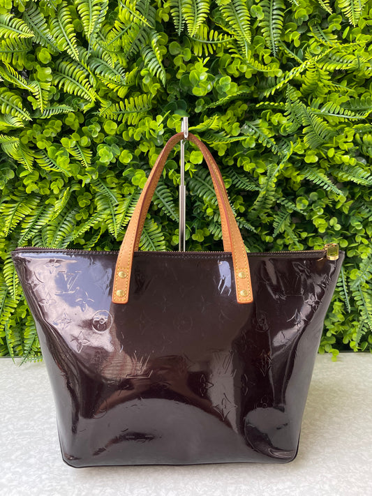 Louis Vuitton Bellevue Verniz Vinho