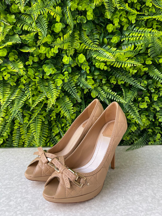 Sapato Christian Dior Cannage Bow Bege