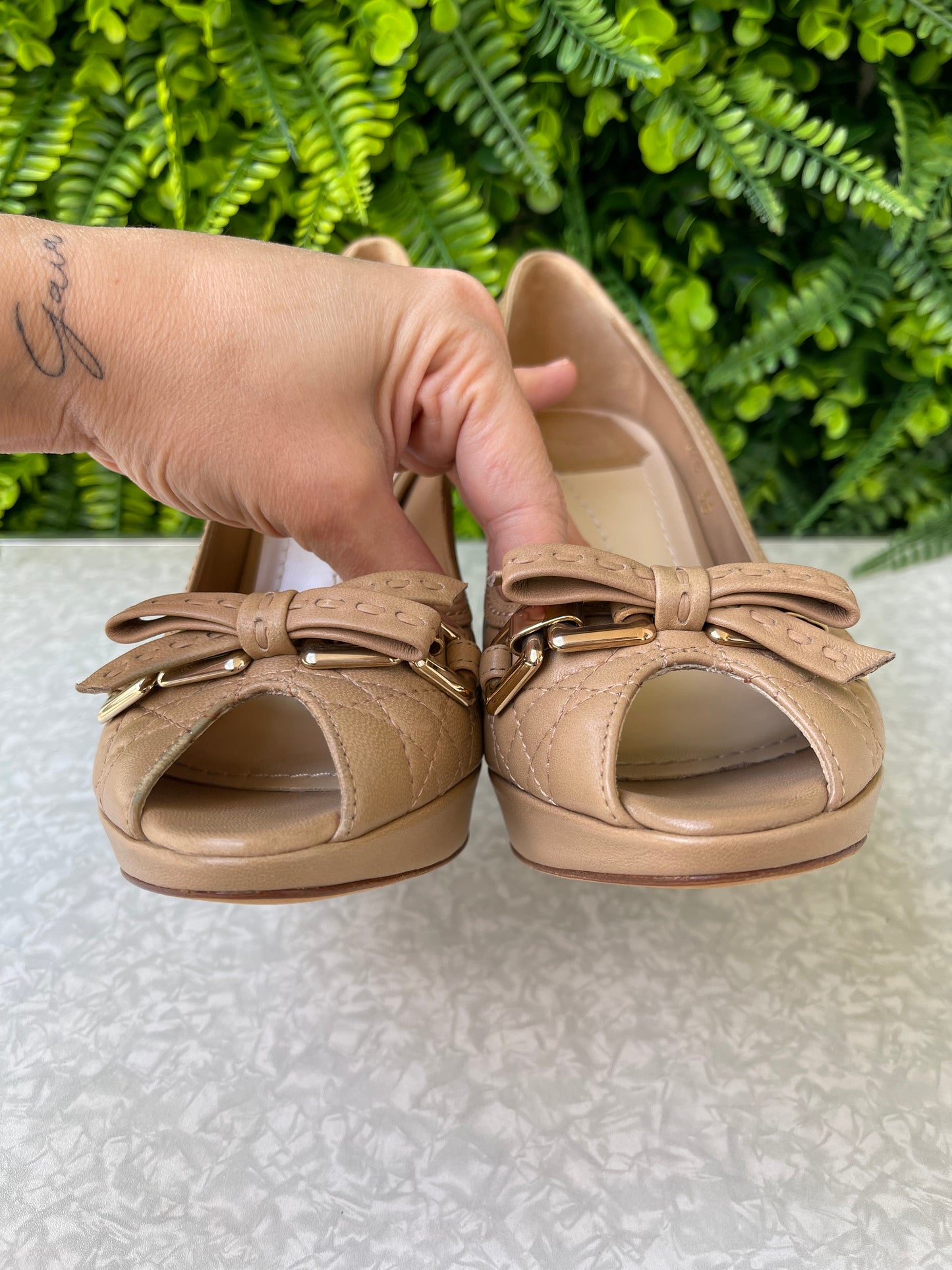 Sapato Christian Dior Cannage Bow Bege