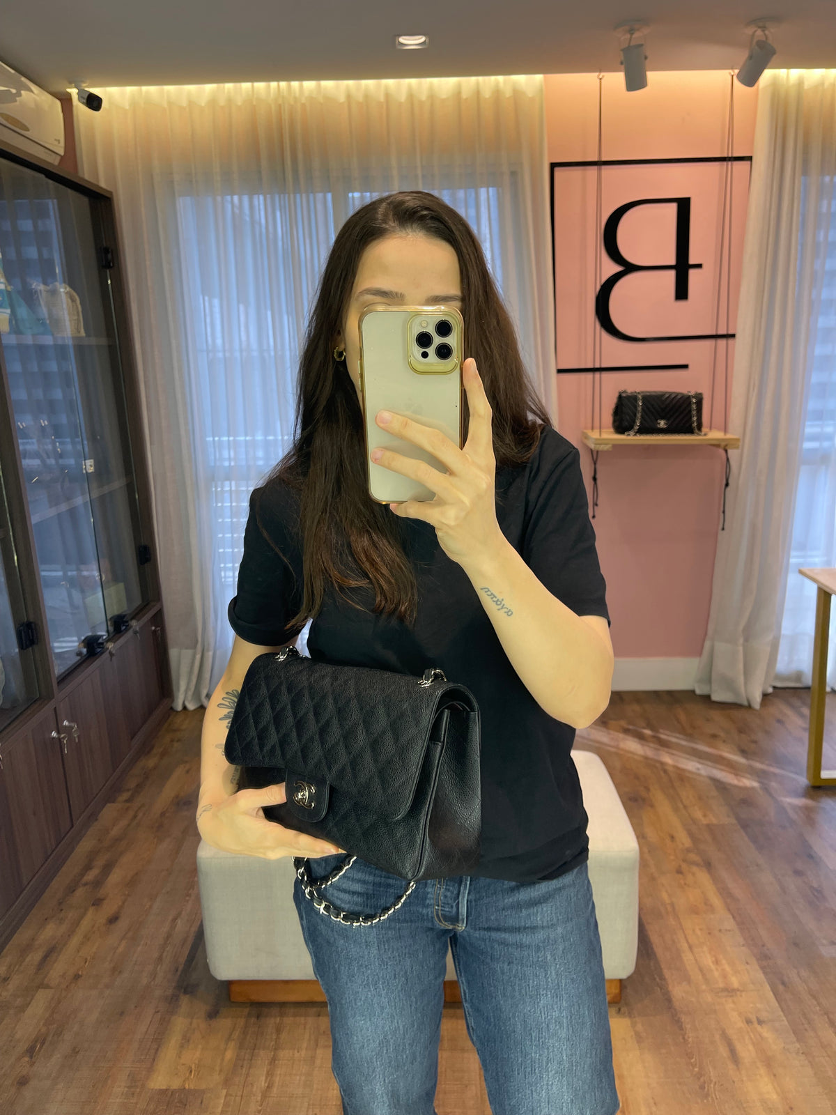 Chanel Classic Double Flap Couro Caviar Jumbo