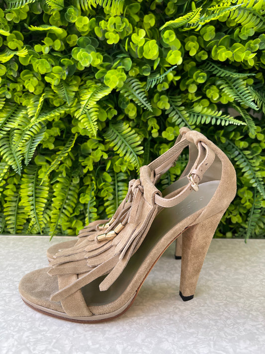Sandália Gucci Suede Fringe