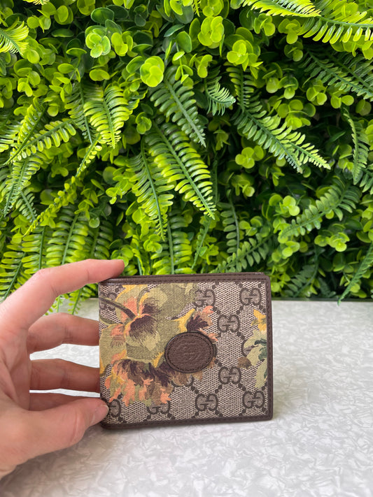 Carteira Gucci Bi-Fold Monograma + Floral