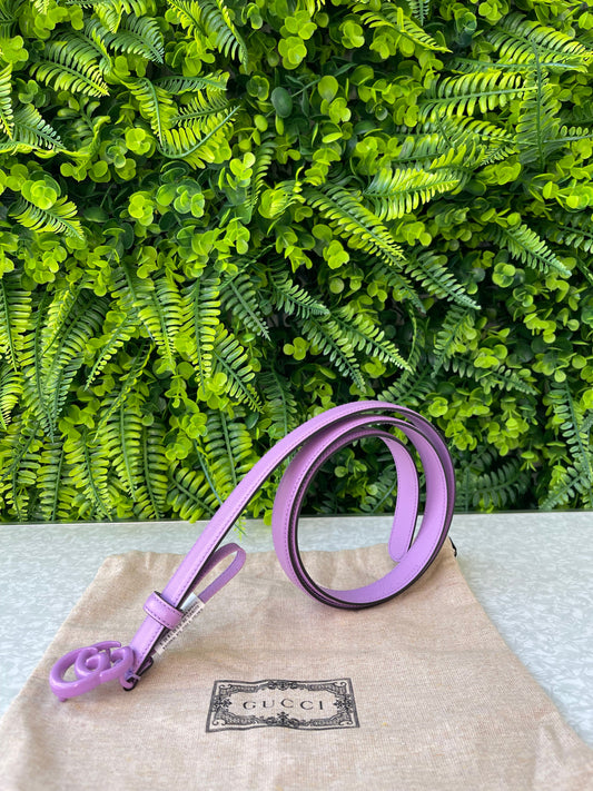 Cinto Gucci GG Marmont Lilás