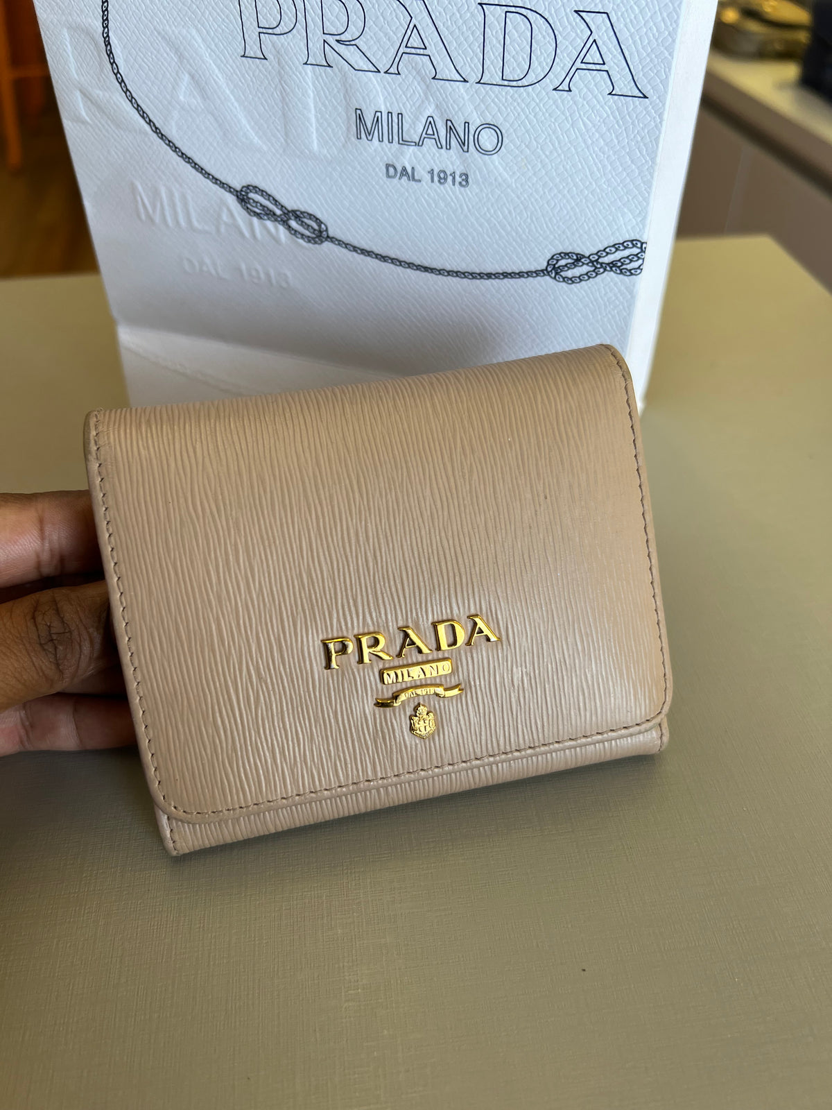 Carteira Prada Mini Nude