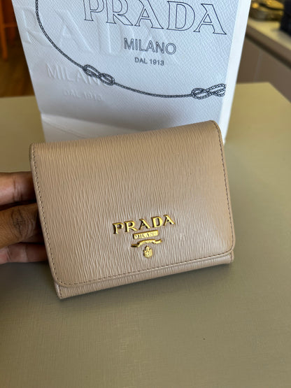 Carteira Prada Mini Nude