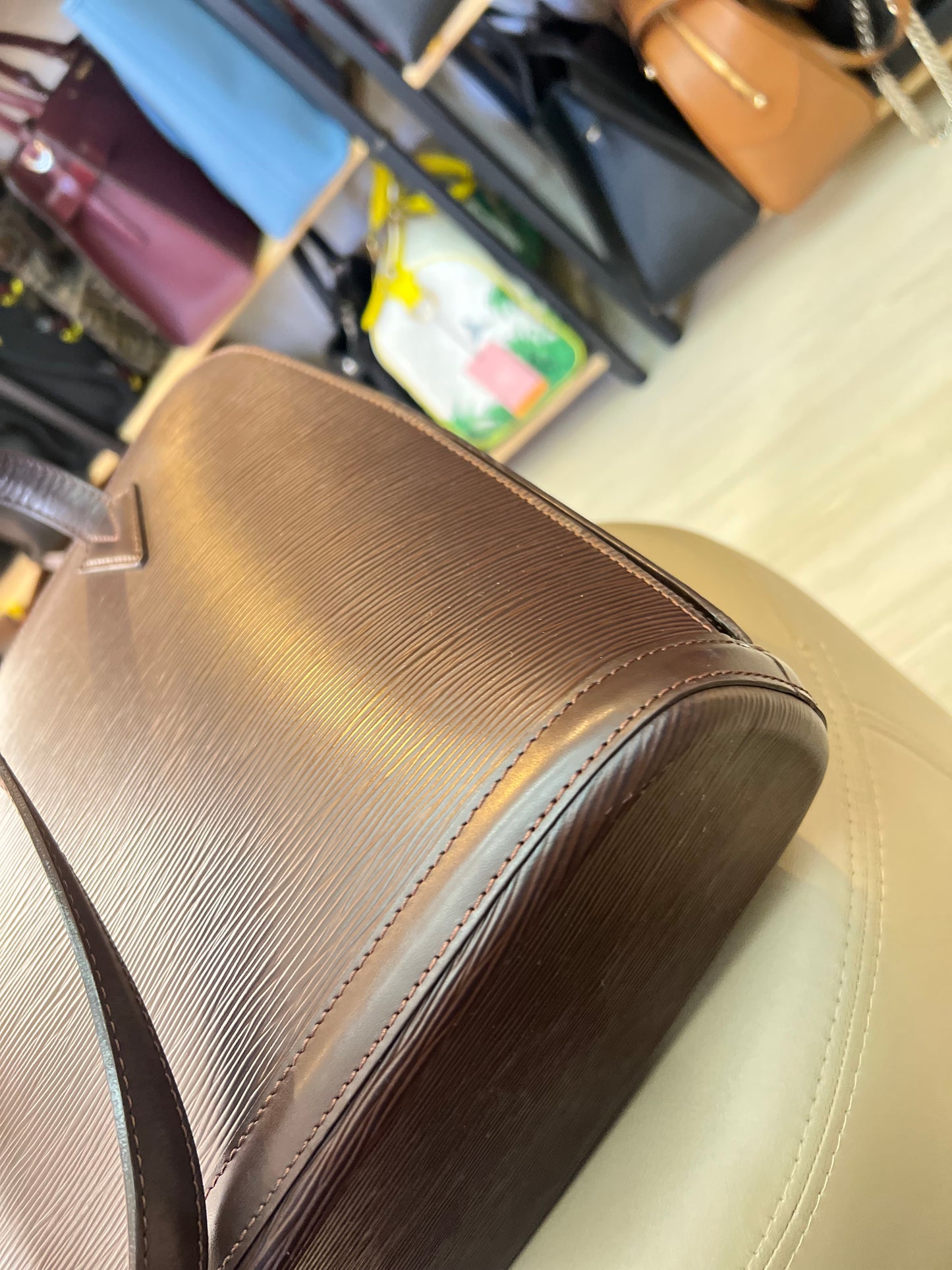 Louis Vuitton EPI Lussac Tote Marrom