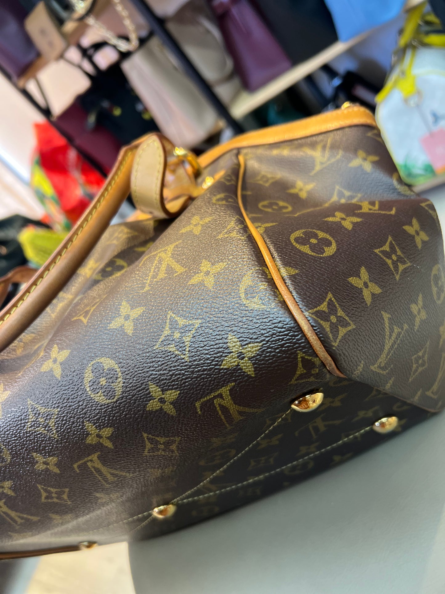 Louis Vuitton Tivoli Monograma GM
