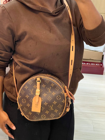 Louis Vuitton Monograma Boite Chapeau Souple