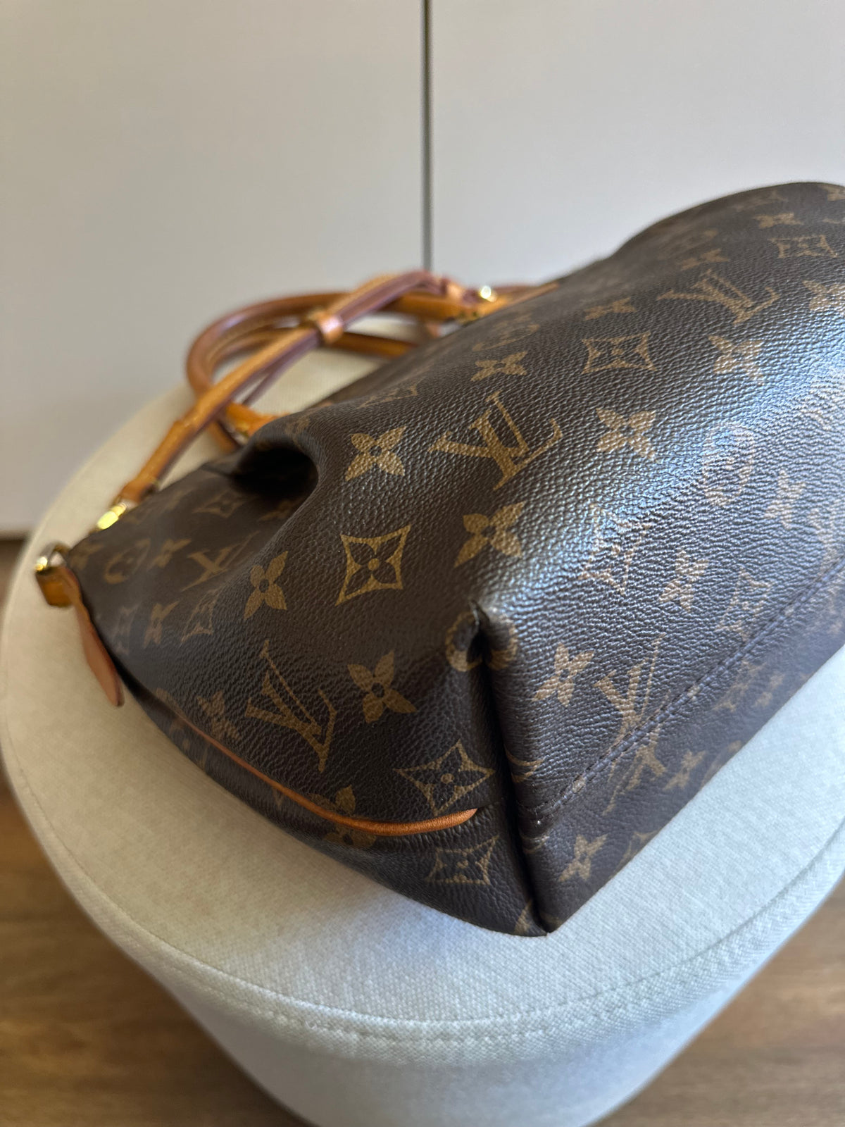 Louis Vuitton Turenne Monograma