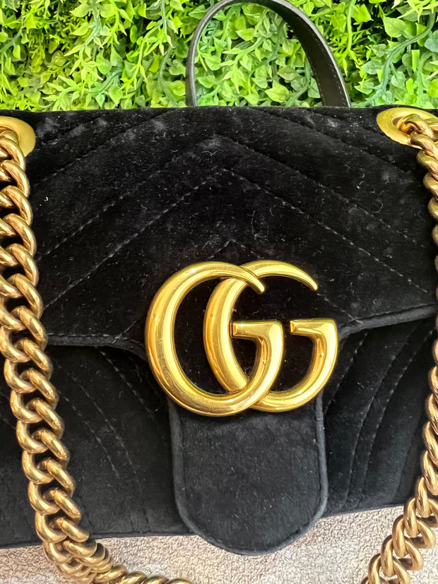 Gucci Marmont Veludo Preta