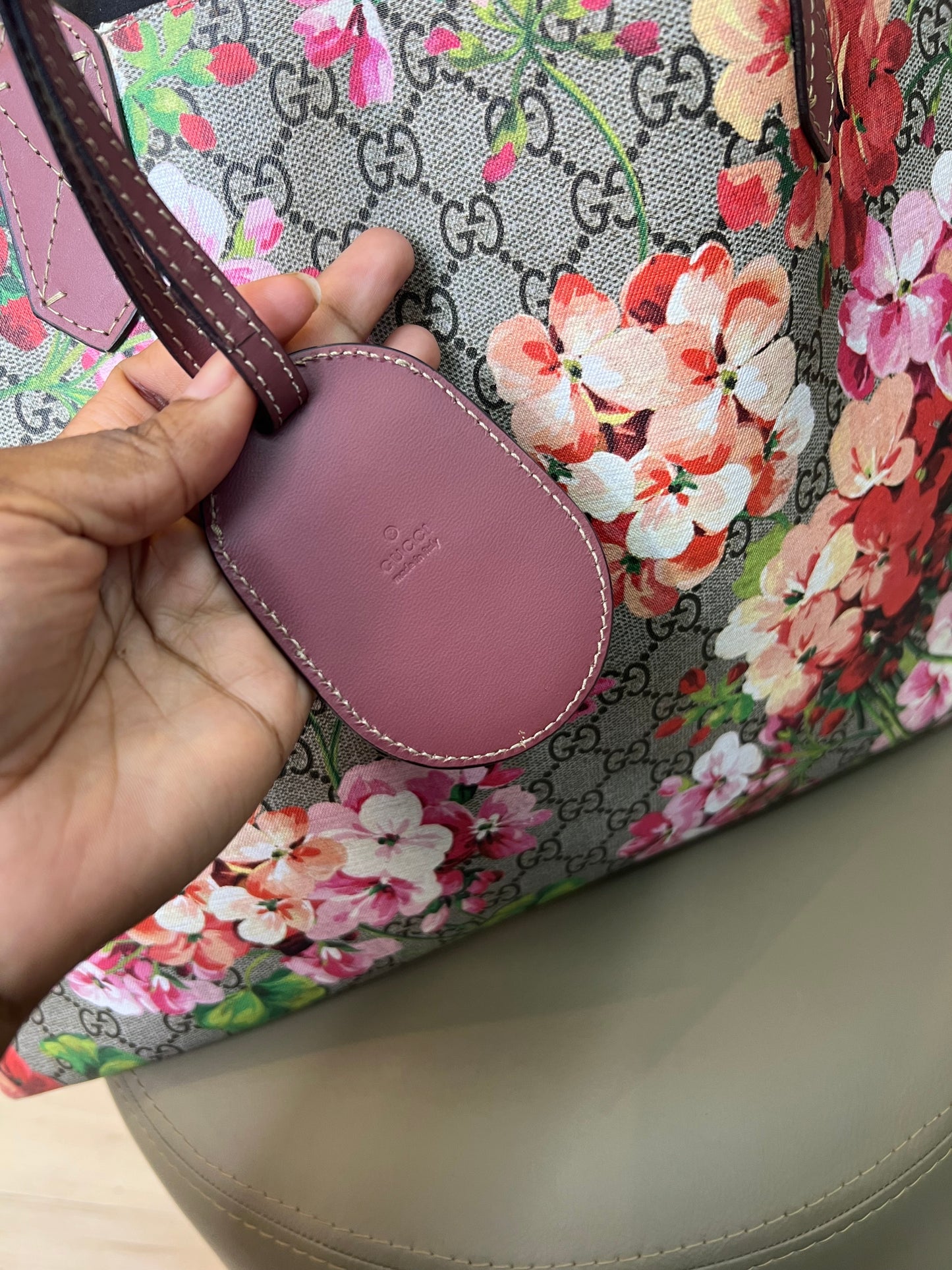 Gucci GG Supreme Blooms Reversible Tote