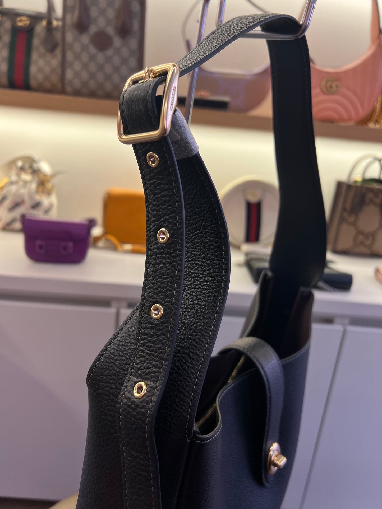Coach Hadley Shoulder Large Preta