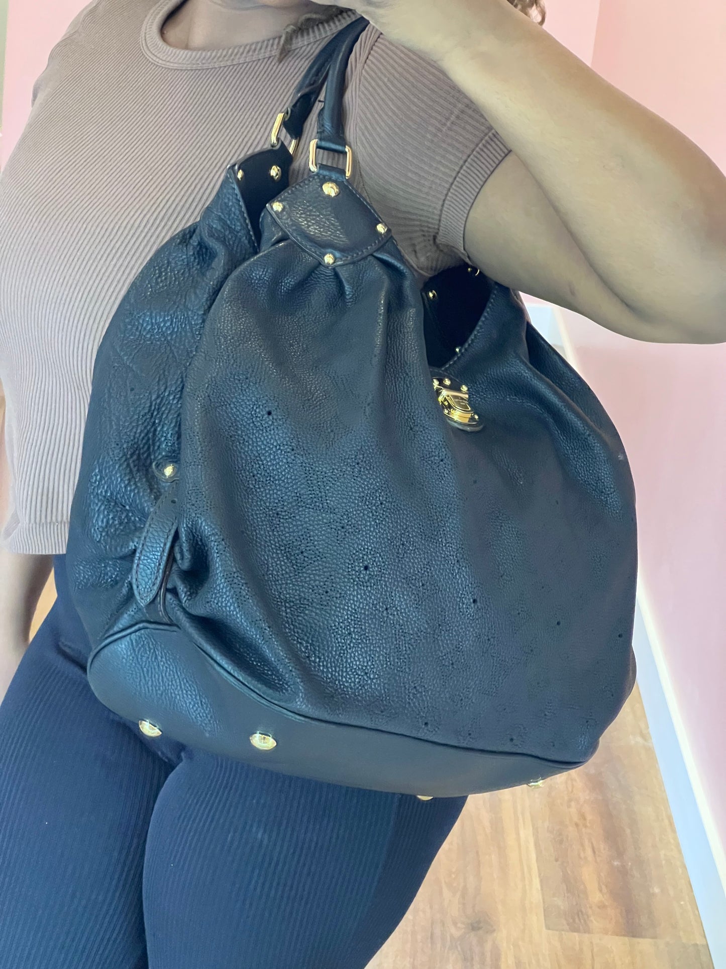 Louis Vuitton Mahina Large Preta