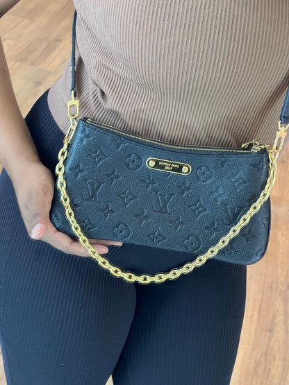 Louis Vuitton Pochette Liv Couro