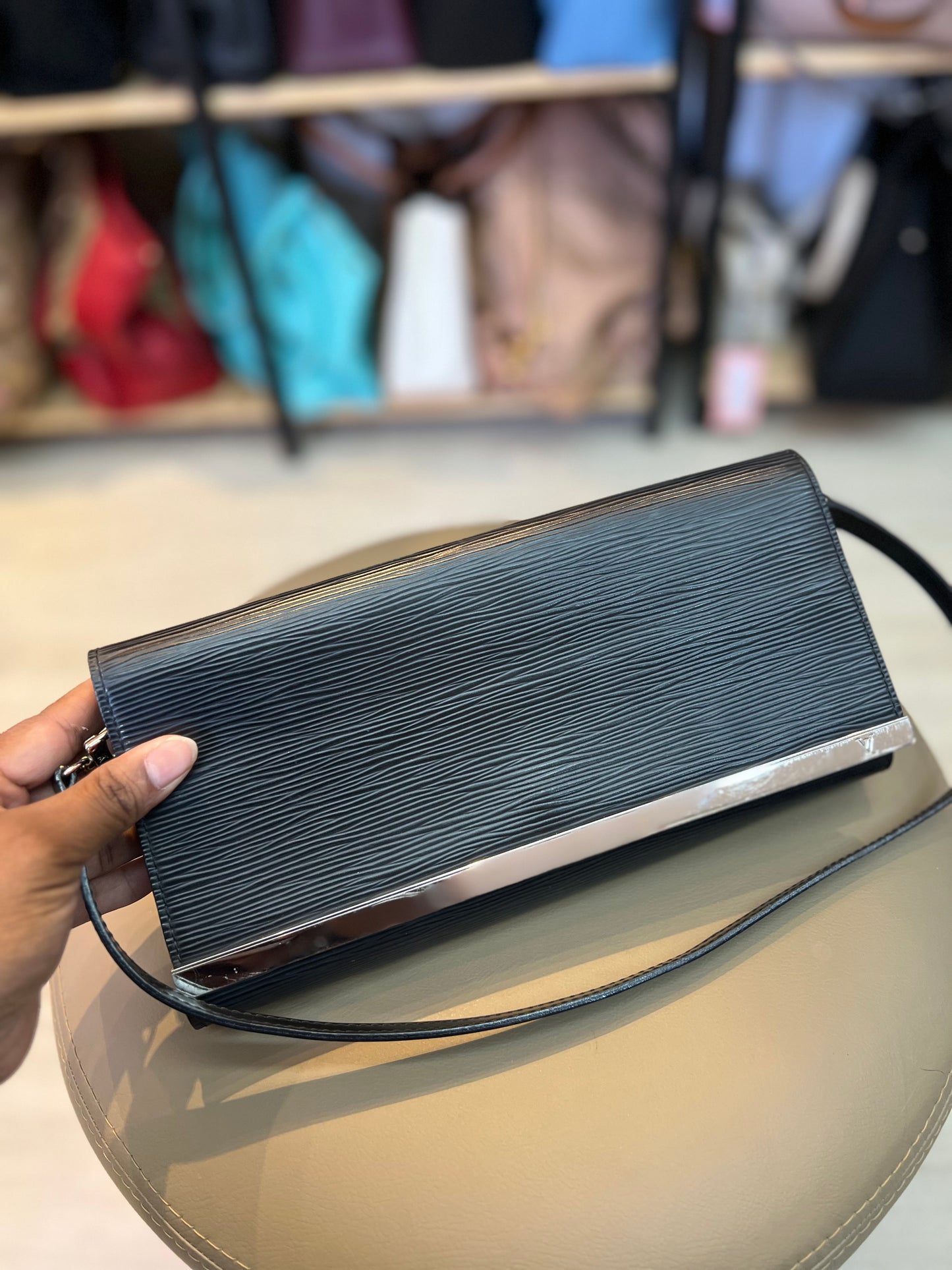 Louis Vuitton Pochette Couro EPI