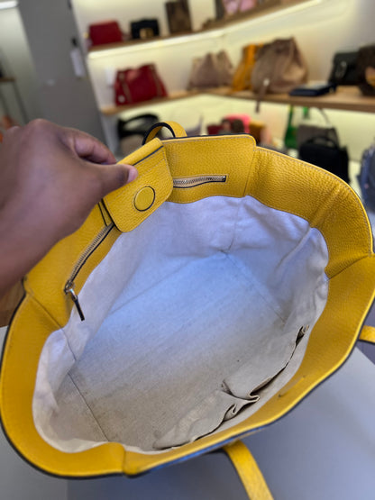 Gucci Swing Tote Amarela