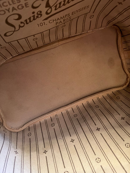 Louis Vuitton Neverfull Monograma MM