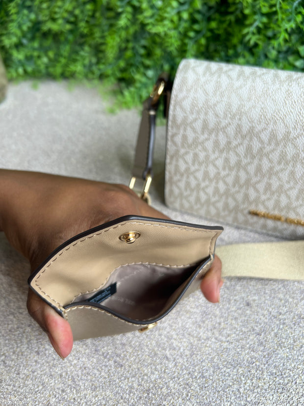 Michael Kors Jet Set Travel Off White