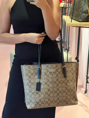 Coach Shopping Tote Monograma