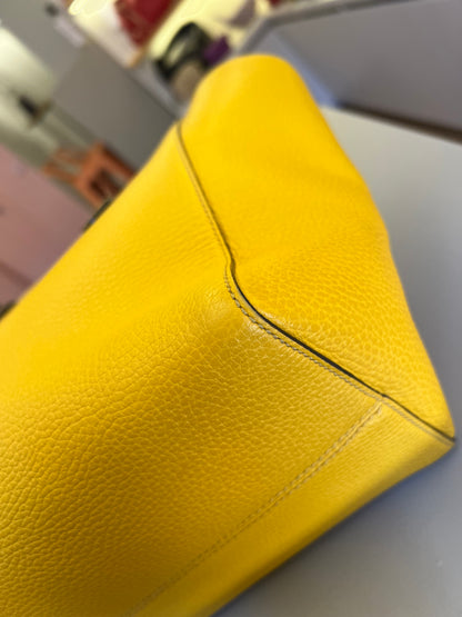 Gucci Swing Tote Amarela