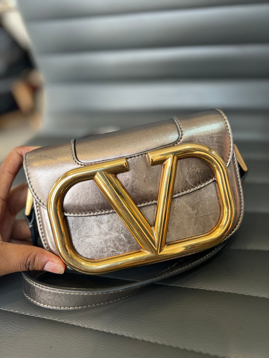 Valentino Supervee Metallic