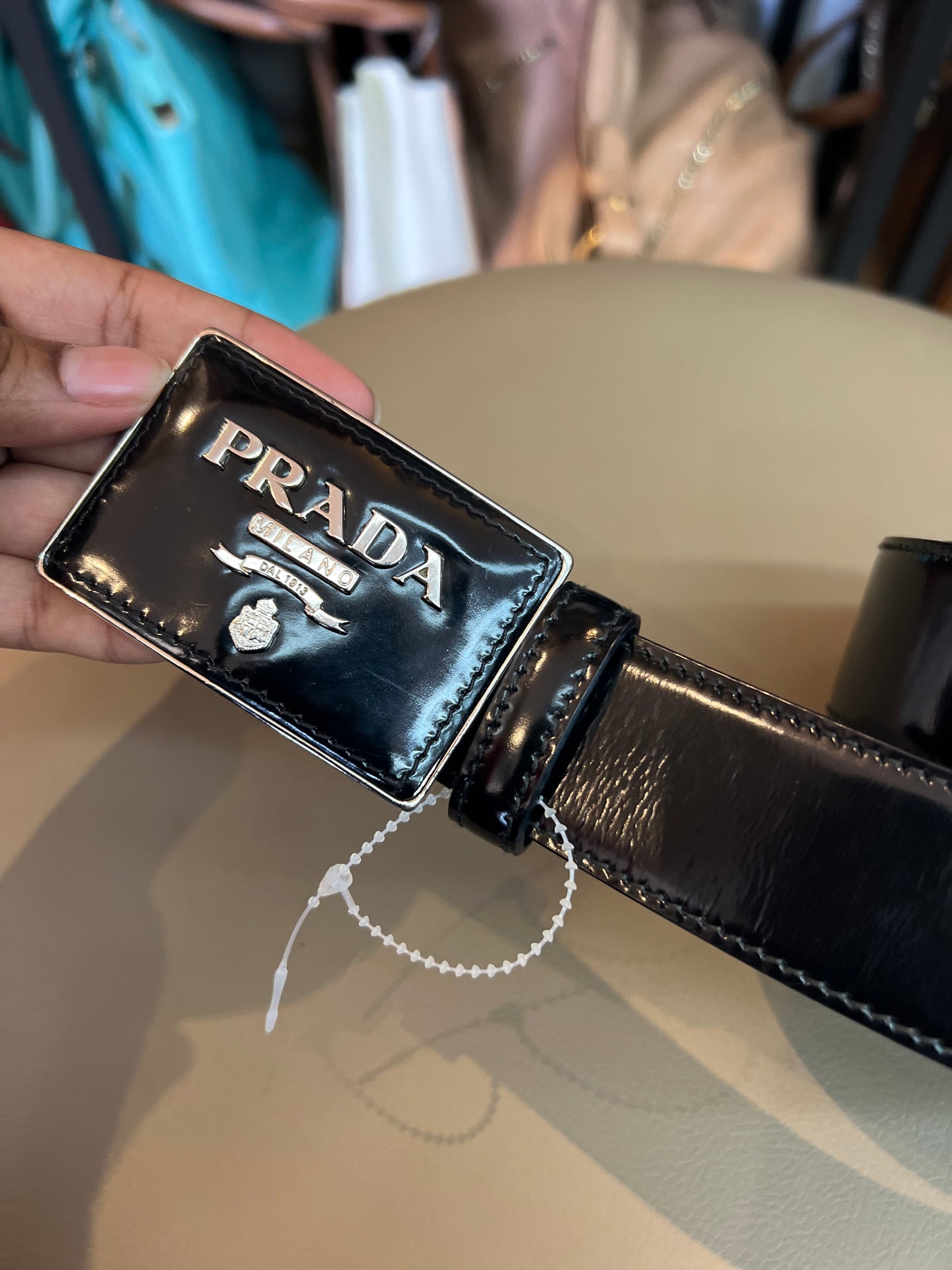 Cinto Prada Logo Preto