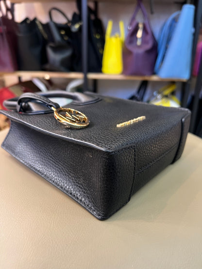 Michael Kors Mercer em Couro Preto