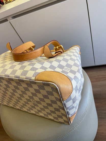 Louis Vuitton Hampstead Damier Azur MM