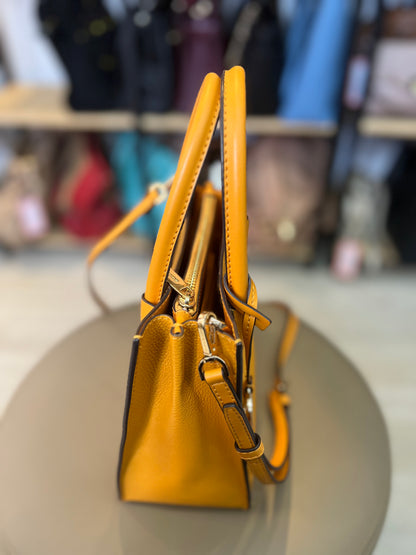 Michael Kors Mercer Amarela