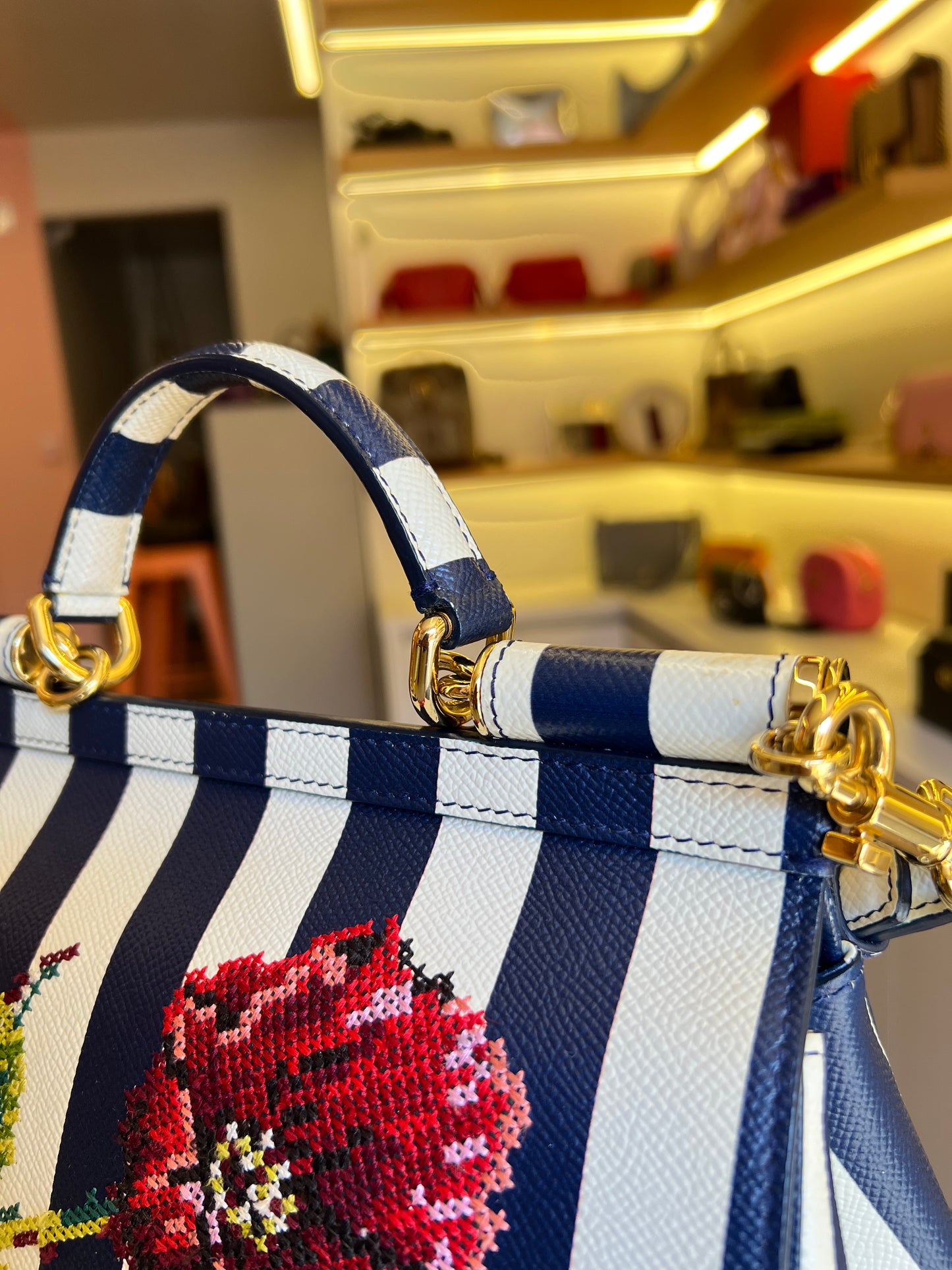Dolce & Gabbana Sicily Bordada