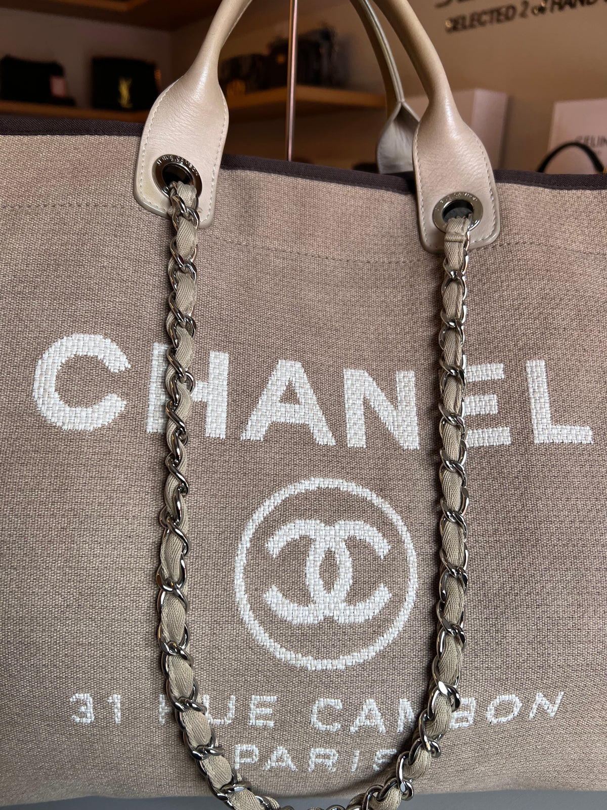 Chanel Deauville bag Maxi