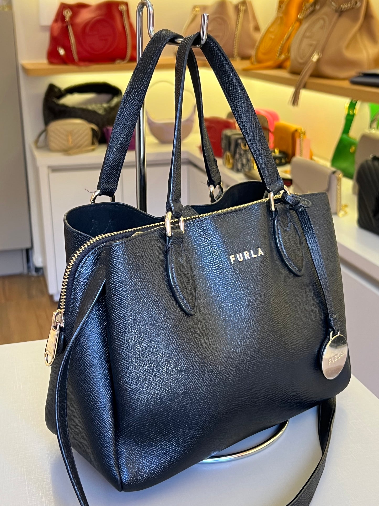 Furla Minerva Tote Preta