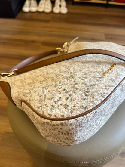 Michael Kors  Kelsey monograma