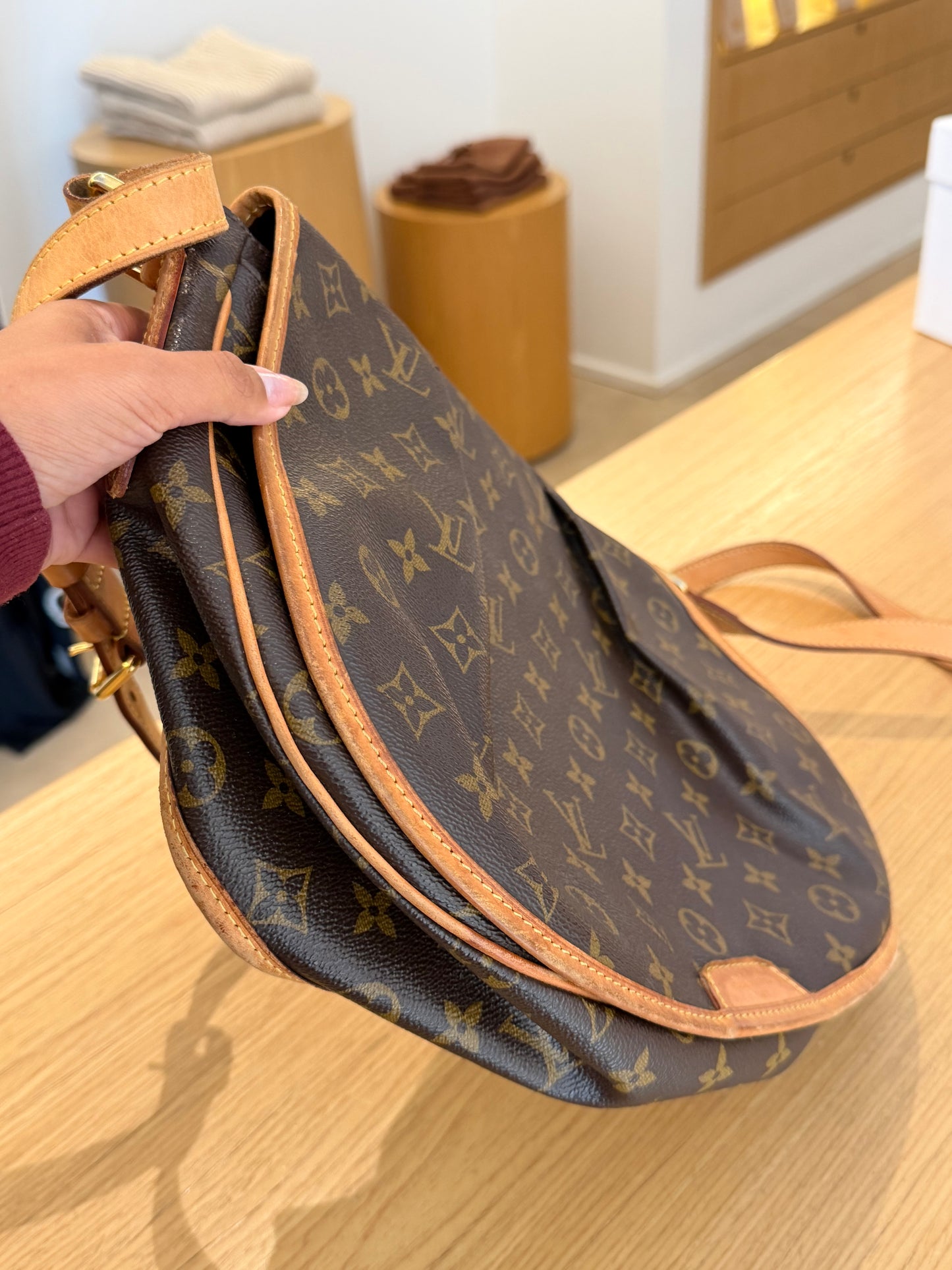 Louis Vuitton Monograma Menilmontant MM
