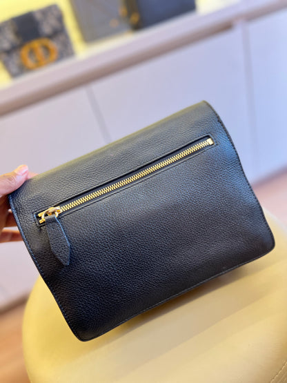 Burberry Macken Check Preta