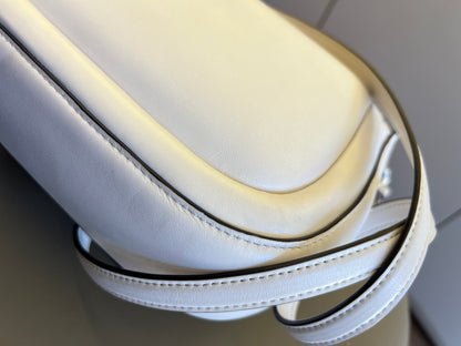 Kate Spade Puffy Off White