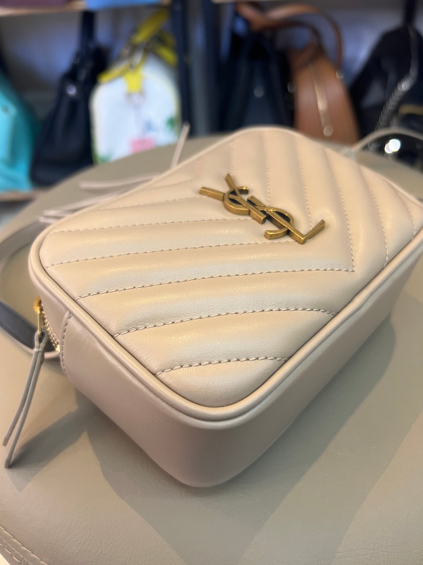Saint Laurent Pochette Lou Leather Nude
