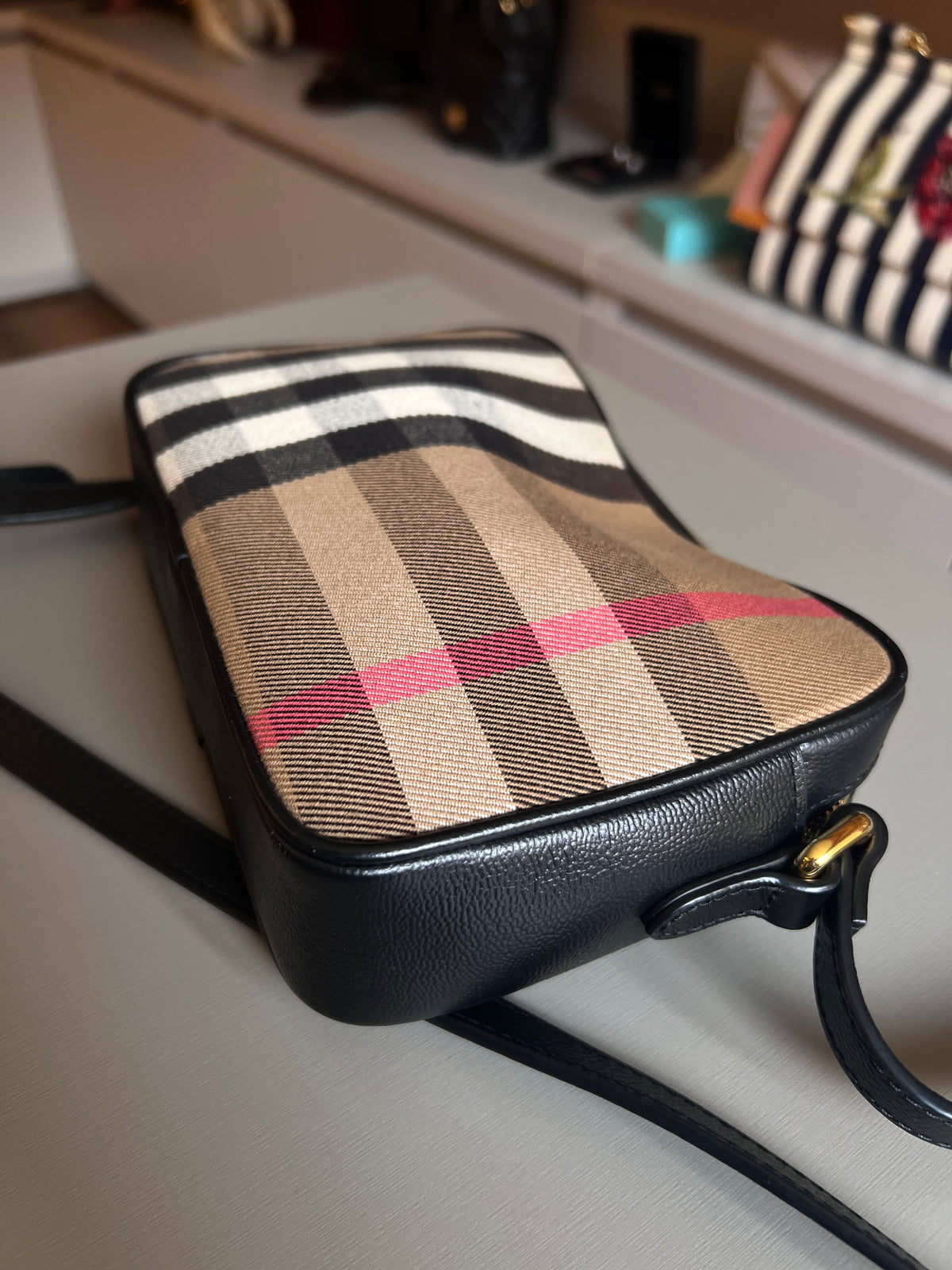 Burberry Heymarket Câmera Bag Mini Preta