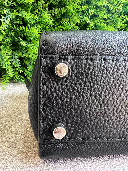 Fendi Peekaboo Preta