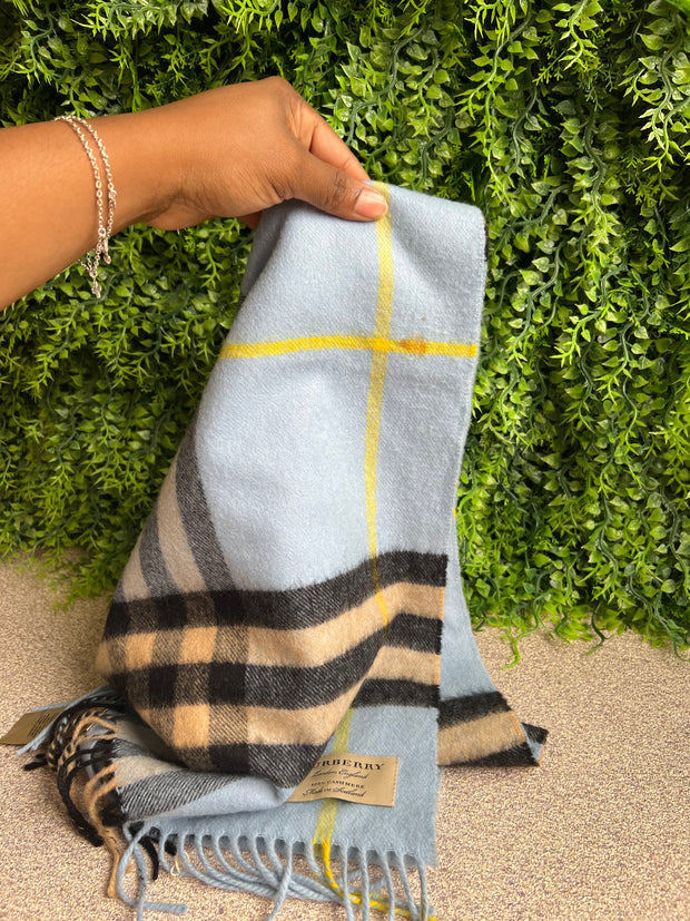 Cachecol Burberry Check Azul